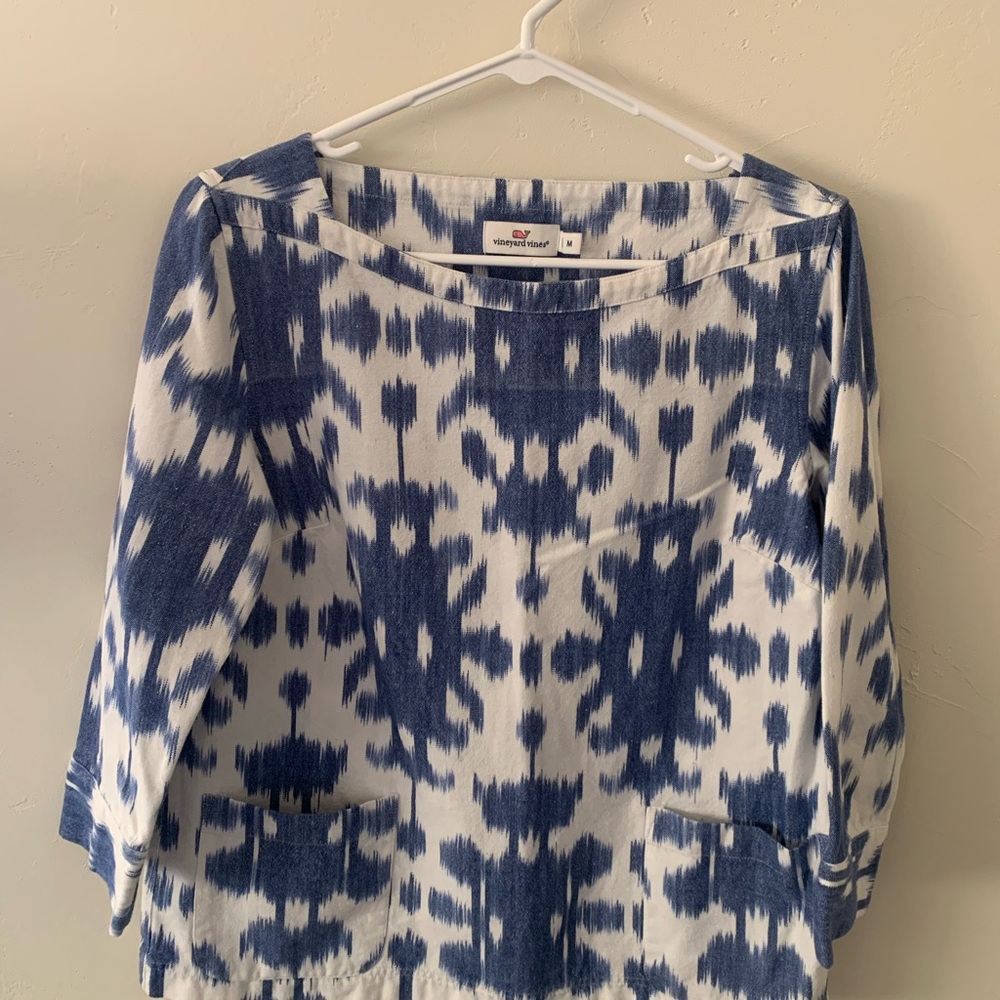 Vineyard Vines Blue and White Boat Neck 3/4 Sleeve Size M Textured Top